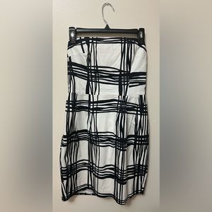 Express Design Studio Strapless dress. Size 10.